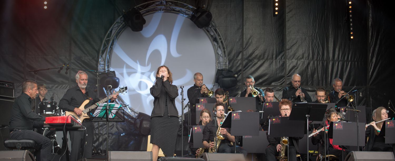 POINT JAZZ BAND